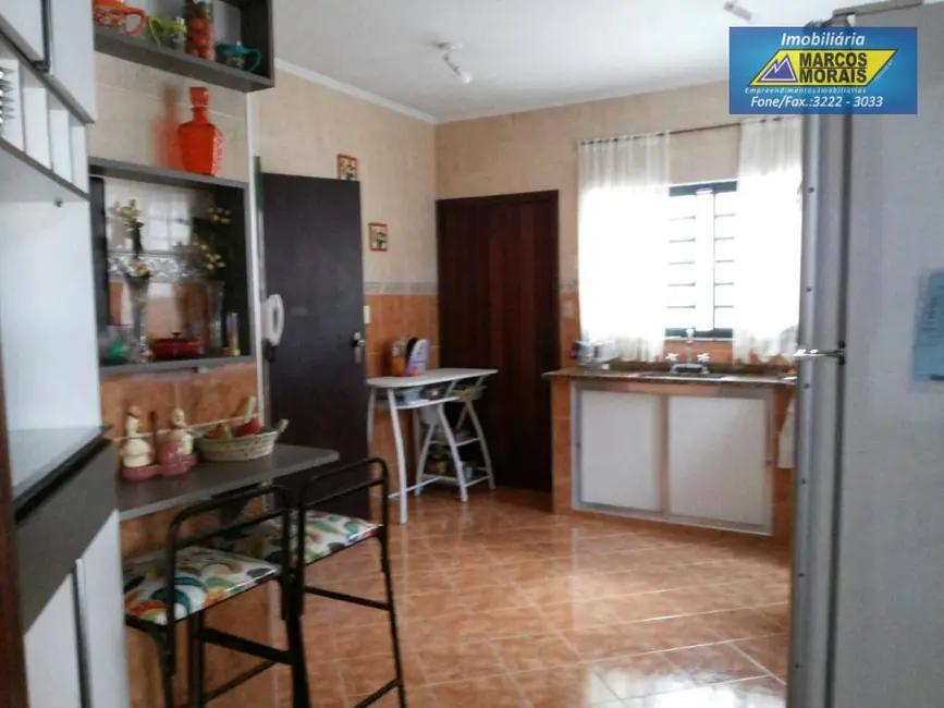 Casa com 3 quartos à venda, 360m2 em Jardim Simus, Sorocaba - SP - imagem 3 Foto 3 de Casa com 3 quartos à venda, 360m2 em Jardim Simus, Sorocaba - SP