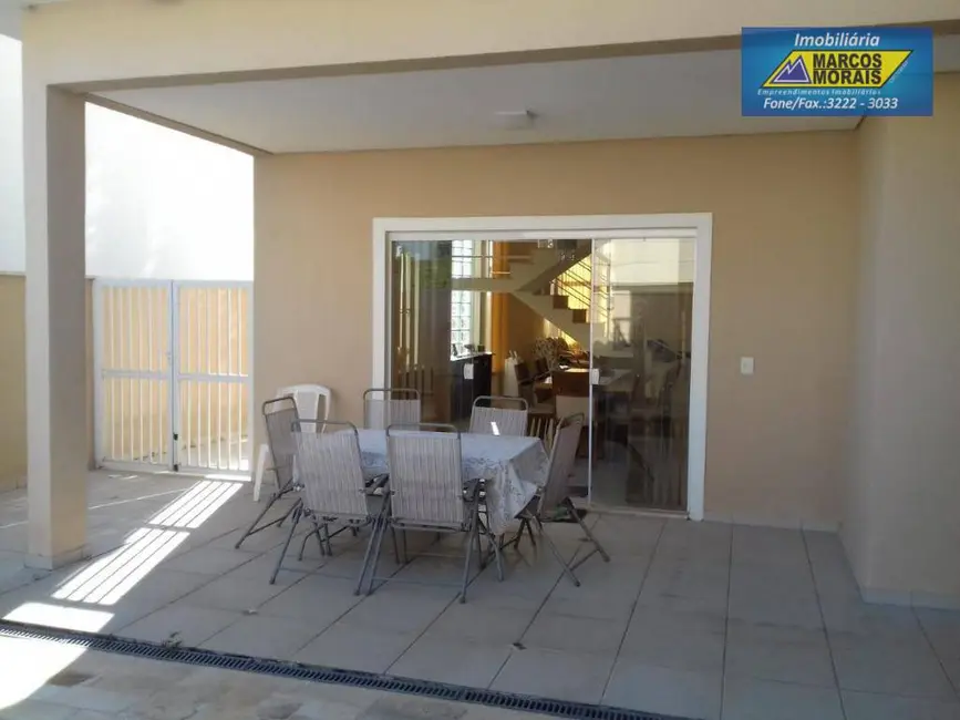 Casa de Condomínio com 3 quartos à venda, 300m2 em Bairro da Vossoroca, Sorocaba - SP - imagem 7 Foto 7 de Casa de Condomínio com 3 quartos à venda, 300m2 em Bairro da Vossoroca, Sorocaba - SP