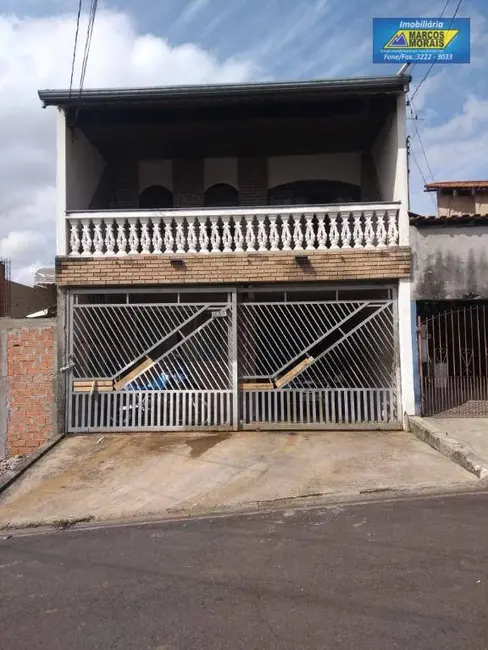 Foto 1 de Casa com 4 quartos à venda, 140m2 em Conjunto Habitacional Jardim Serrano, Votorantim - SP