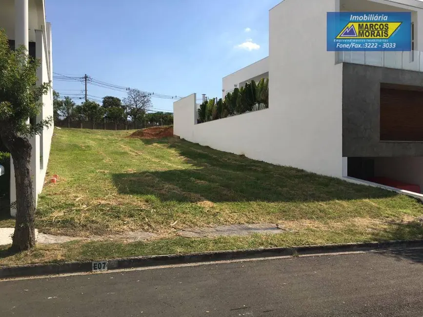 Foto 1 de Terreno / Lote à venda, 493m2 em Parque Campolim, Sorocaba - SP