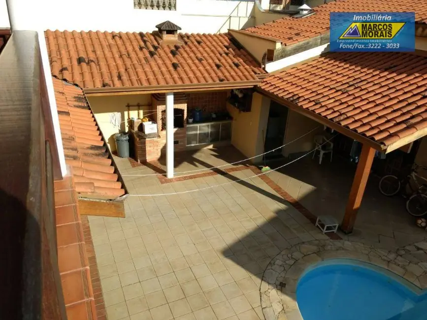 Casa com 3 quartos à venda, 360m2 em Jardim Pagliato, Sorocaba - SP - imagem 3 Foto 3 de Casa com 3 quartos à venda, 360m2 em Jardim Pagliato, Sorocaba - SP