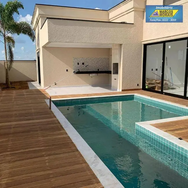 Foto 6 de Casa de Condomínio com 3 quartos à venda, 600m2 em Votorantim - SP