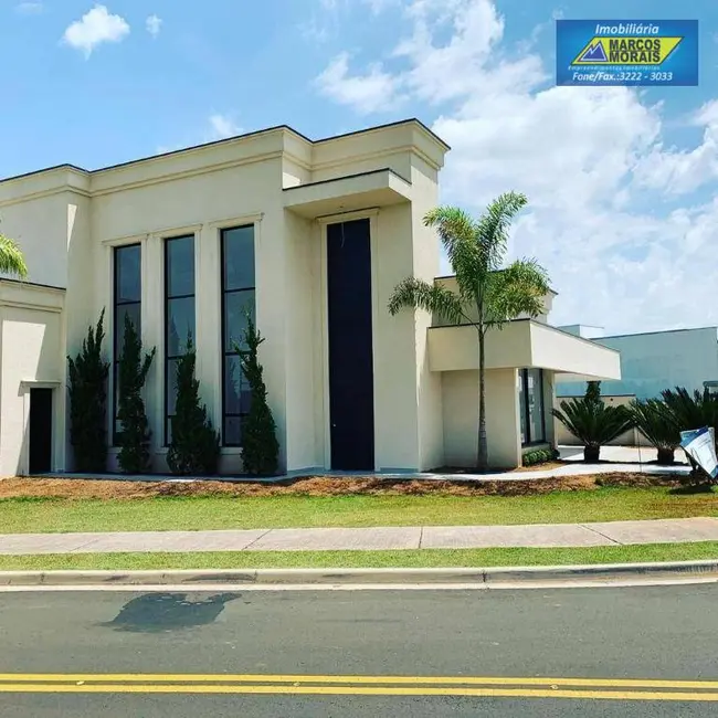 Foto 3 de Casa de Condomínio com 3 quartos à venda, 600m2 em Votorantim - SP