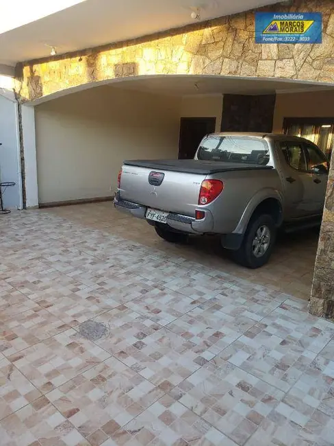 Casa com 5 quartos à venda, 300m2 em Jardim Abaeté, Sorocaba - SP - imagem 3 Foto 3 de Casa com 5 quartos à venda, 300m2 em Jardim Abaeté, Sorocaba - SP