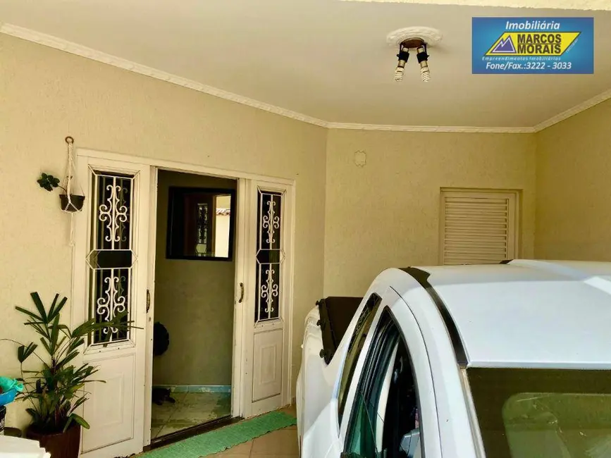 Casa com 4 quartos à venda, 150m2 em Conjunto Habitacional Júlio de Mesquita Filho, Sorocaba - SP - imagem 3 Foto 3 de Casa com 4 quartos à venda, 150m2 em Conjunto Habitacional Júlio de Mesquita Filho, Sorocaba - SP