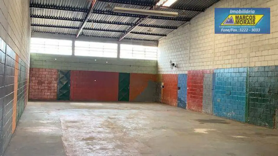 Foto 4 de Armazém / Galpão à venda, 300m2 em Vila Nova Sorocaba, Sorocaba - SP