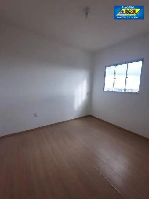 Apartamento com 2 quartos à venda, 48m2 em Lopes de Oliveira, Sorocaba - SP - imagem 3 Foto 3 de Apartamento com 2 quartos à venda, 48m2 em Lopes de Oliveira, Sorocaba - SP