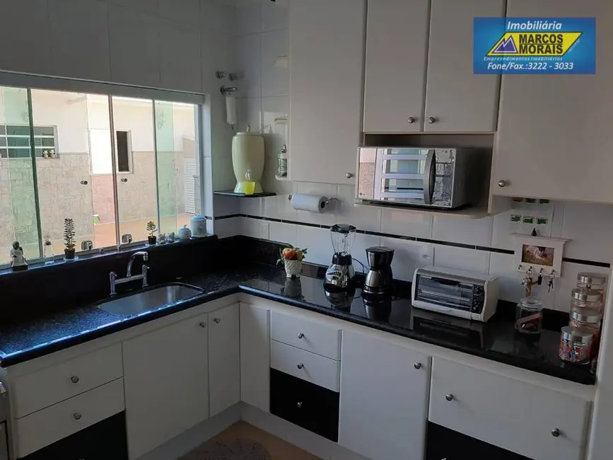 Casa de Condomínio com 4 quartos à venda, 290m2 em Sorocaba - SP - imagem 3 Foto 3 de Casa de Condomínio com 4 quartos à venda, 290m2 em Sorocaba - SP