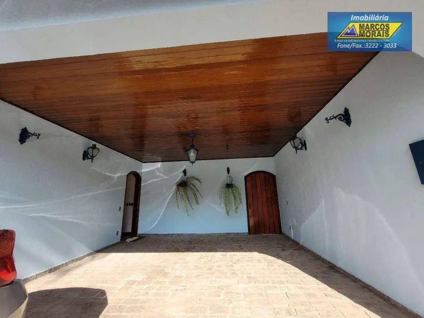 Casa com 3 quartos para alugar, 760m2 em Jardim Santa Rosália, Sorocaba - SP - imagem 4 Foto 4 de Casa com 3 quartos para alugar, 760m2 em Jardim Santa Rosália, Sorocaba - SP