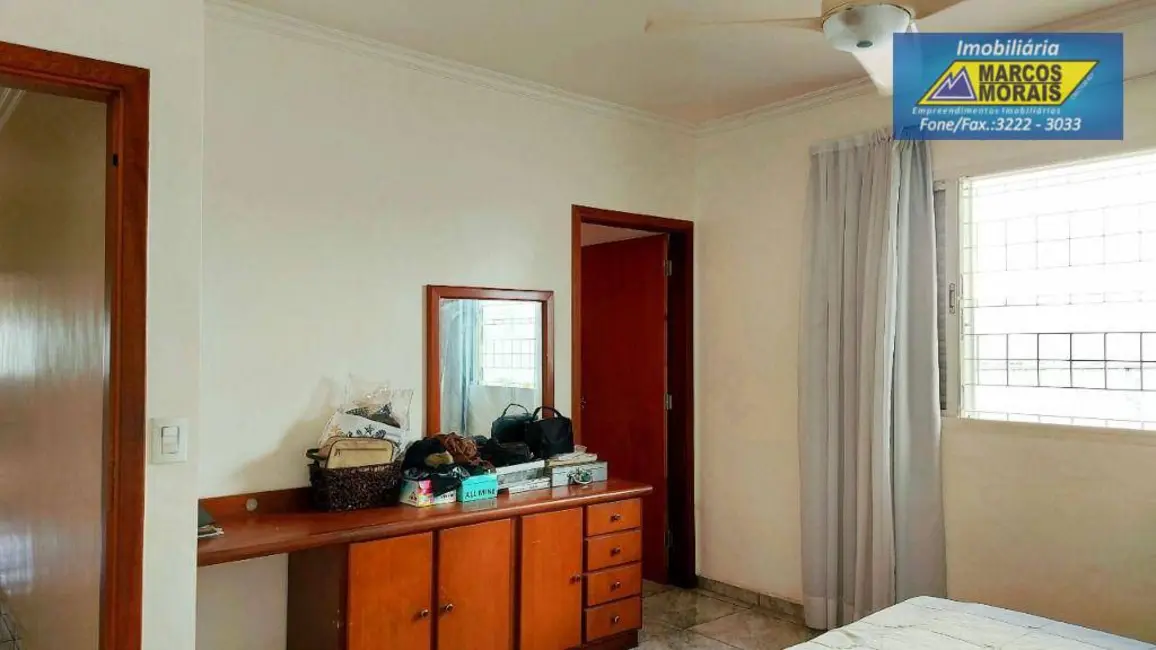 Foto 2 de Casa com 3 quartos à venda, 300m2 em Jardim Embaixador, Sorocaba - SP