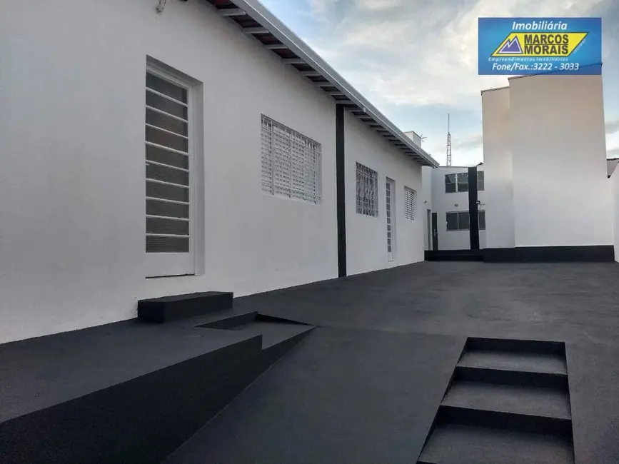 Foto 3 de Casa com 1 quarto para alugar, 150m2 em Vila Santana, Sorocaba - SP