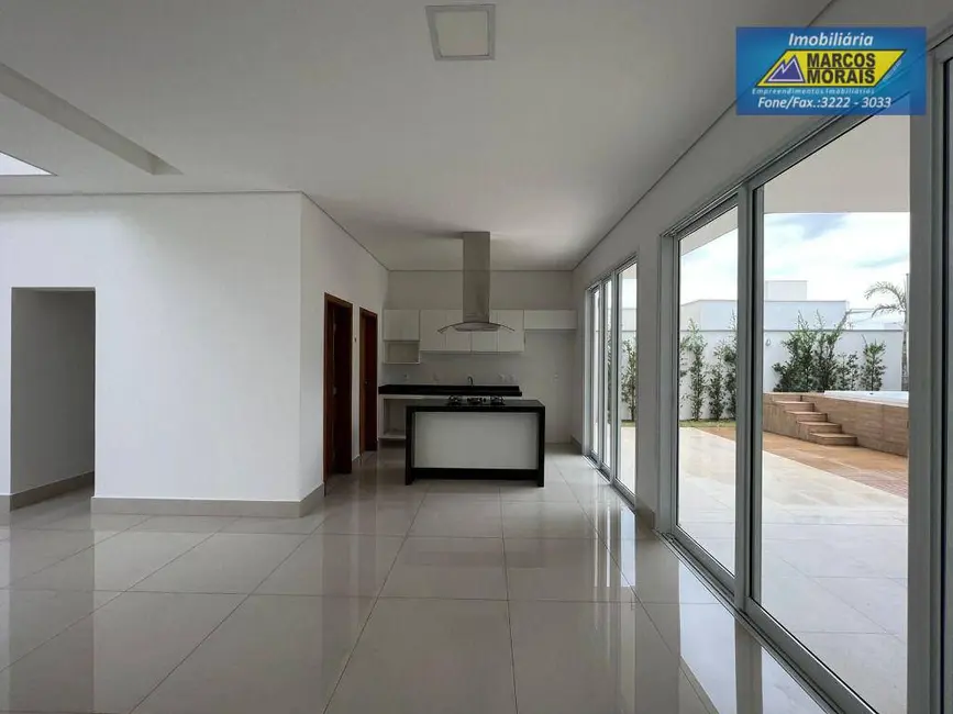 Casa de Condomínio com 4 quartos à venda, 330m2 em Sorocaba - SP - imagem 4 Foto 4 de Casa de Condomínio com 4 quartos à venda, 330m2 em Sorocaba - SP