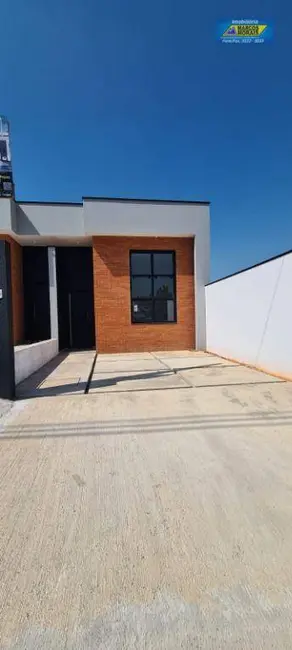 Foto 1 de Casa com 2 quartos à venda, 125m2 em Salto De Pirapora - SP