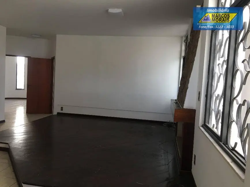 Casa com 3 quartos à venda, 46240m2 em Jardim América, Sorocaba - SP - imagem 7 Foto 7 de Casa com 3 quartos à venda, 46240m2 em Jardim América, Sorocaba - SP