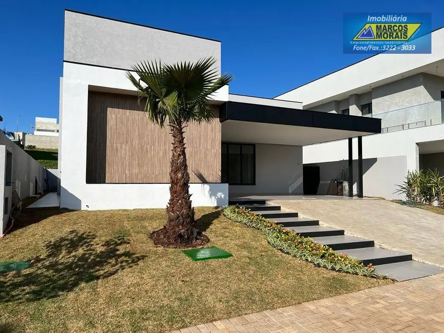 Foto 1 de Casa de Condomínio com 3 quartos à venda, 456m2 em Votorantim - SP