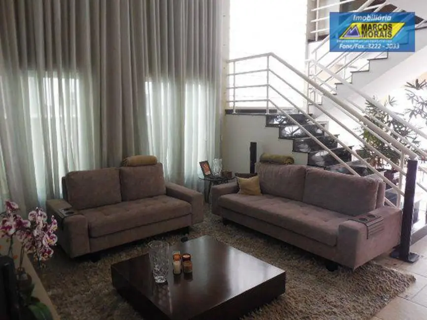 Casa de Condomínio com 3 quartos à venda, 360m2 em Jardim Residencial Vicente de Moraes, Sorocaba - SP - imagem 2 Foto 2 de Casa de Condomínio com 3 quartos à venda, 360m2 em Jardim Residencial Vicente de Moraes, Sorocaba - SP