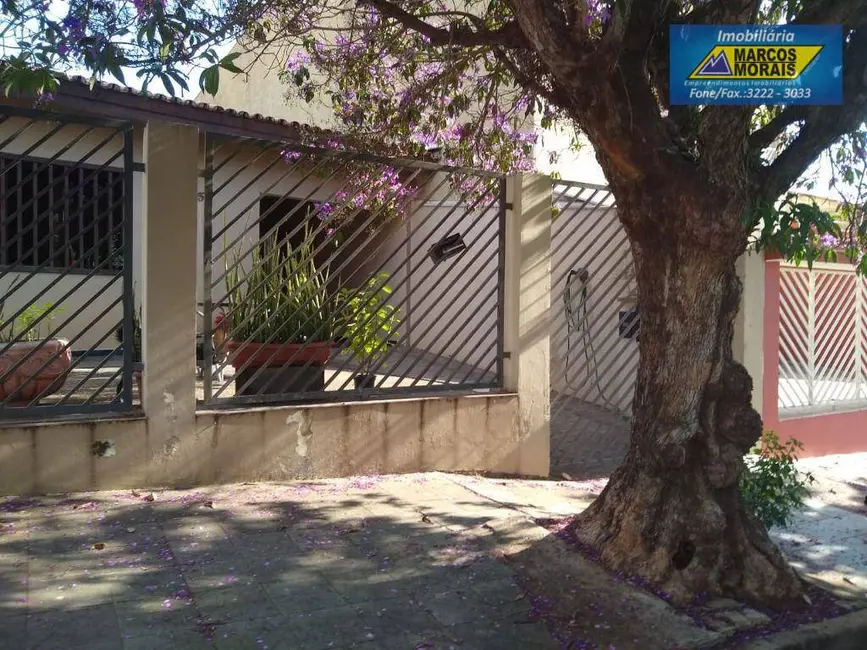 Foto 1 de Casa com 3 quartos à venda, 250m2 em Jardim Guarujá, Sorocaba - SP