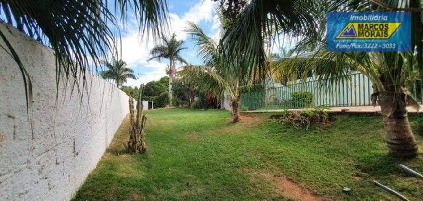 Chácara com 4 quartos à venda, 1700m2 em Loteamento Dinorá Rosa, Sorocaba - SP - imagem 3 Foto 3 de Chácara com 4 quartos à venda, 1700m2 em Loteamento Dinorá Rosa, Sorocaba - SP
