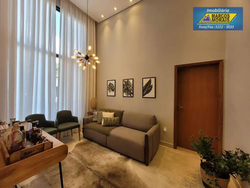 Casa de Condomínio com 3 quartos à venda, 190m2 em Cajuru do Sul, Sorocaba - SP - imagem 2 Foto 2 de Casa de Condomínio com 3 quartos à venda, 190m2 em Cajuru do Sul, Sorocaba - SP