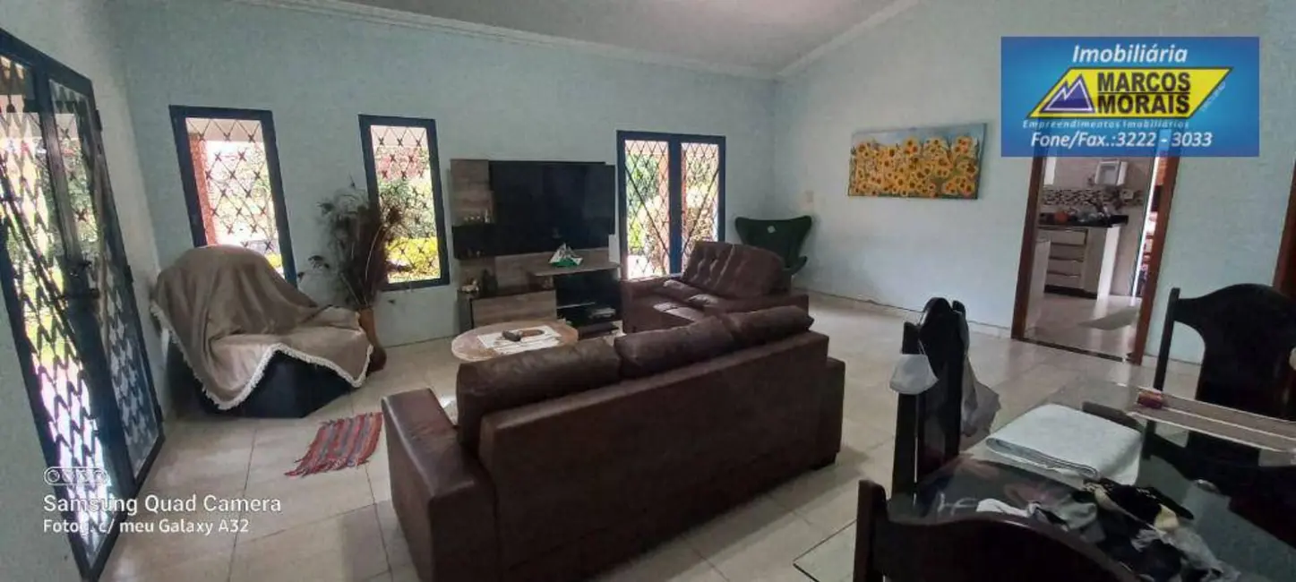 Casa de Condomínio com 3 quartos à venda, 1370m2 em Aracoiaba Da Serra - SP - imagem 4 Foto 4 de Casa de Condomínio com 3 quartos à venda, 1370m2 em Aracoiaba Da Serra - SP