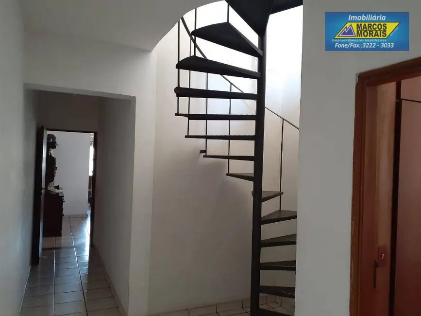Casa com 5 quartos à venda, 240m2 em Jardim Simus, Sorocaba - SP - imagem 4 Foto 4 de Casa com 5 quartos à venda, 240m2 em Jardim Simus, Sorocaba - SP