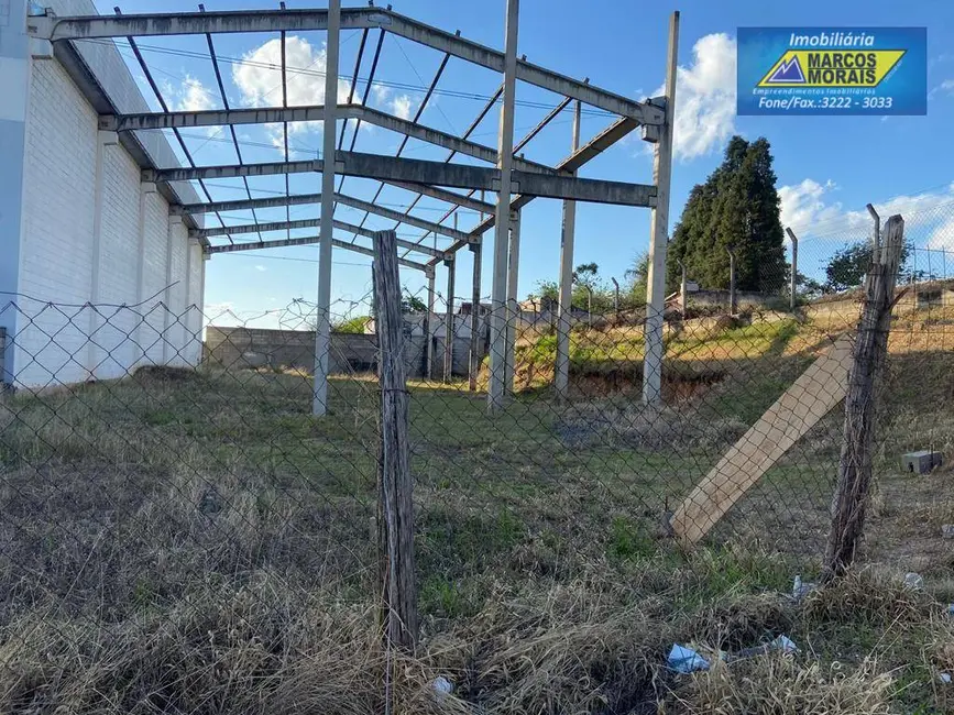 Foto 3 de Terreno / Lote à venda, 835m2 em Retiro São João, Sorocaba - SP
