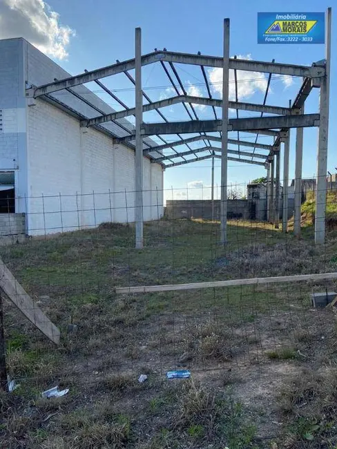 Foto 2 de Terreno / Lote à venda, 835m2 em Retiro São João, Sorocaba - SP