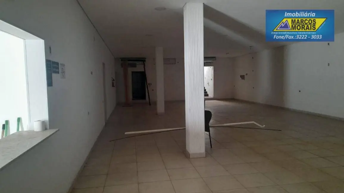 Foto 2 de Sala Comercial à venda e para alugar, 375m2 em Jardim Simus, Sorocaba - SP