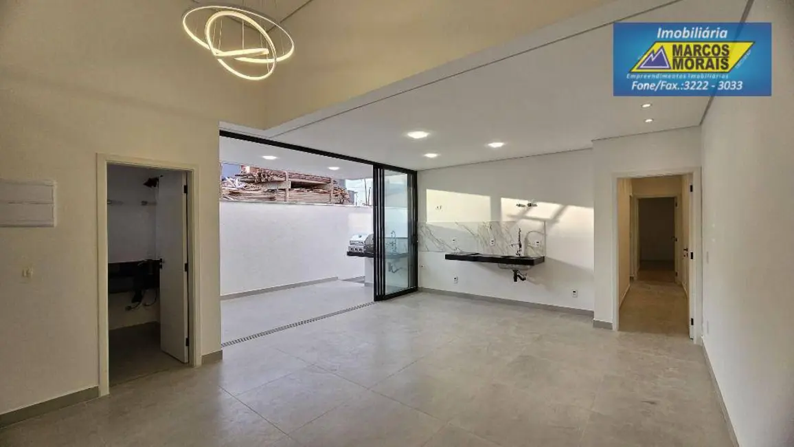 Casa de Condomínio com 3 quartos à venda, 200m2 em Wanel Ville, Sorocaba - SP - imagem 2 Foto 2 de Casa de Condomínio com 3 quartos à venda, 200m2 em Wanel Ville, Sorocaba - SP