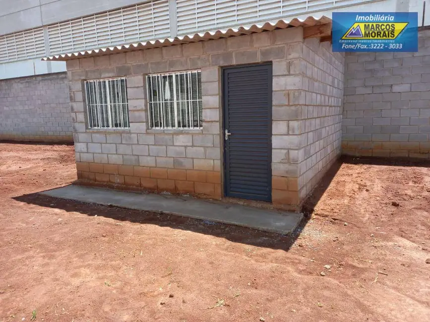 Foto 3 de Terreno / Lote à venda, 218m2 em Iporanga, Sorocaba - SP