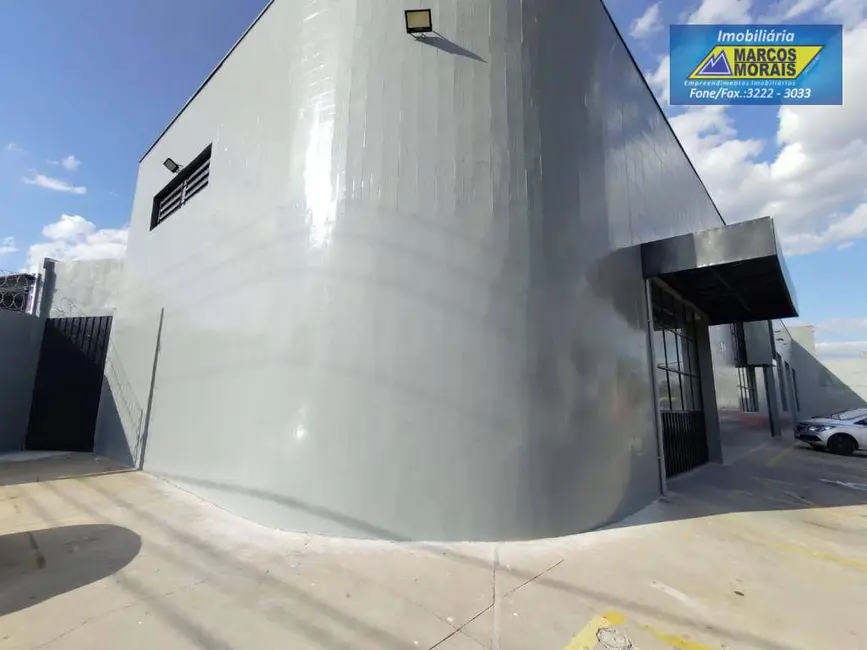 Armazém / Galpão para alugar, 881m2 em Jardim São Paulo, Sorocaba - SP - imagem 4 Foto 4 de Armazém / Galpão para alugar, 881m2 em Jardim São Paulo, Sorocaba - SP