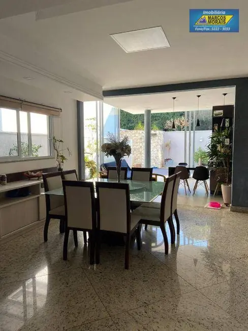 Casa de Condomínio com 3 quartos à venda, 250m2 em Sorocaba - SP - imagem 4 Foto 4 de Casa de Condomínio com 3 quartos à venda, 250m2 em Sorocaba - SP