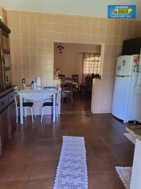 Foto 3 de Chácara com 4 quartos à venda, 300m2 em Salto De Pirapora - SP