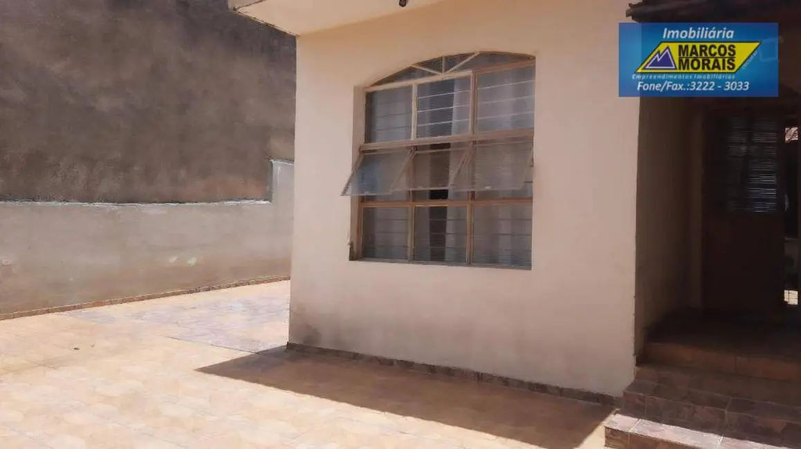 Casa com 3 quartos à venda, 250m2 em Jardim Itanguá, Sorocaba - SP - imagem 2 Foto 2 de Casa com 3 quartos à venda, 250m2 em Jardim Itanguá, Sorocaba - SP