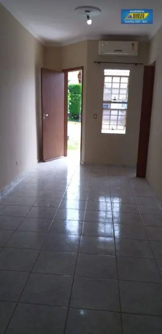 Foto 3 de Casa de Condomínio com 3 quartos à venda, 150m2 em Wanel Ville, Sorocaba - SP
