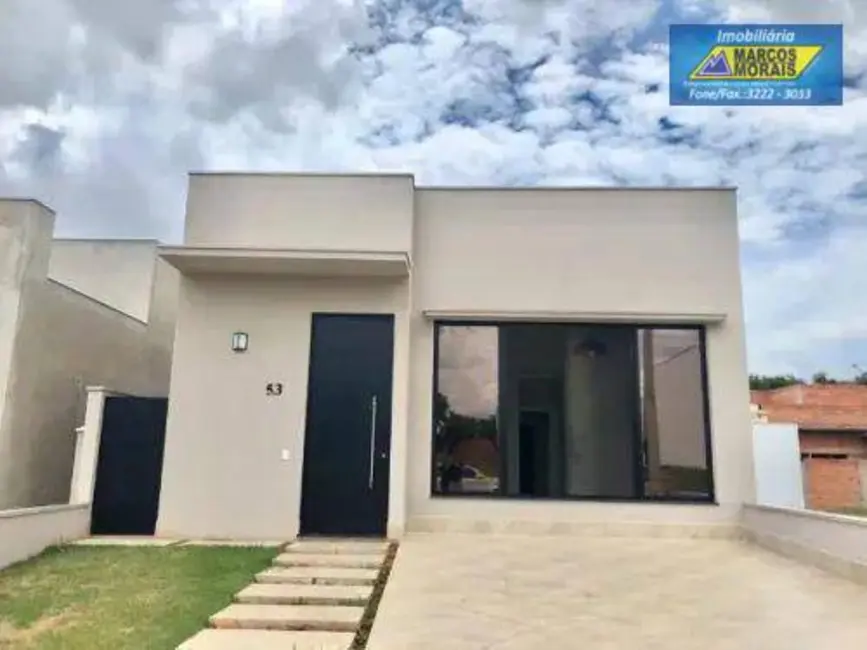 Foto 1 de Casa com 3 quartos para alugar, 180m2 em Cajuru do Sul, Sorocaba - SP