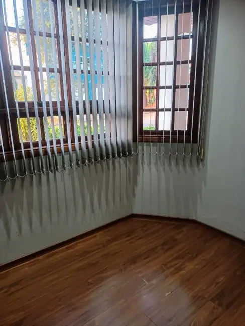 Casa de Condomínio com 3 quartos à venda, 200m2 em Loteamento Dinorá Rosa, Sorocaba - SP - imagem 4 Foto 4 de Casa de Condomínio com 3 quartos à venda, 200m2 em Loteamento Dinorá Rosa, Sorocaba - SP