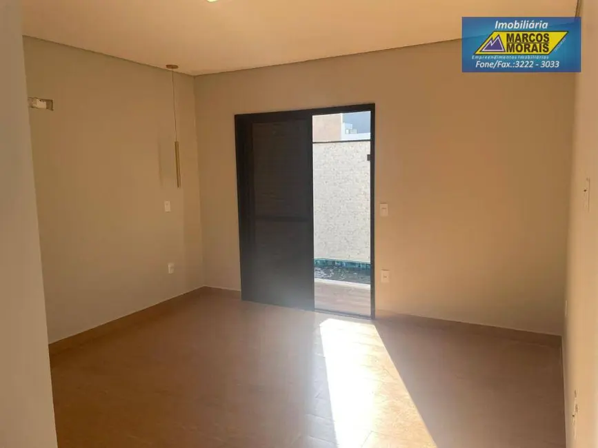 Foto 3 de Casa de Condomínio com 3 quartos à venda, 151m2 em Horto Florestal, Sorocaba - SP