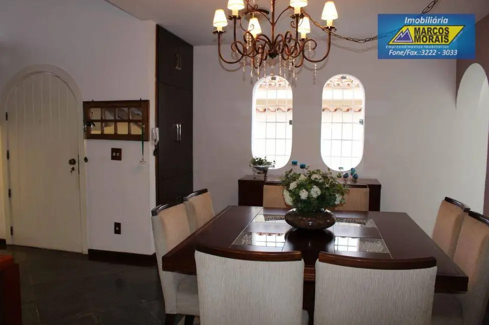 Casa com 4 quartos à venda e para alugar, 330m2 em Jardim América, Sorocaba - SP - imagem 5 Foto 5 de Casa com 4 quartos à venda e para alugar, 330m2 em Jardim América, Sorocaba - SP