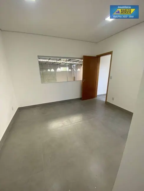 Foto 2 de Armazém / Galpão para alugar, 250m2 em Cajuru do Sul, Sorocaba - SP