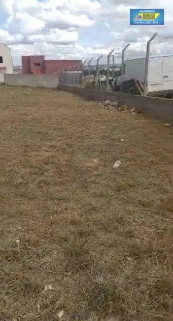 Foto 3 de Terreno / Lote à venda, 600m2 em Jardim Santa Cecília, Sorocaba - SP