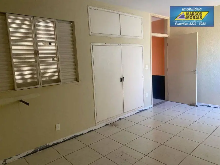 Casa com 2 quartos à venda, 180m2 em Centro, Sorocaba - SP - imagem 5 Foto 5 de Casa com 2 quartos à venda, 180m2 em Centro, Sorocaba - SP