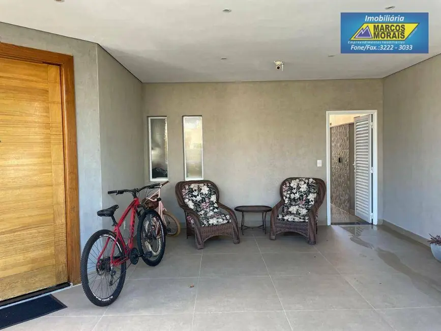 Foto 5 de Casa de Condomínio com 3 quartos à venda, 297m2 em Aracoiaba Da Serra - SP