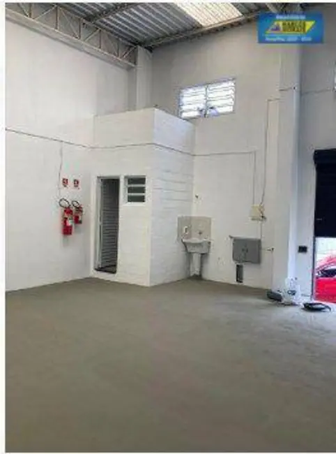 Foto 3 de Armazém / Galpão à venda e para alugar, 110m2 em Jardim Bertanha, Sorocaba - SP