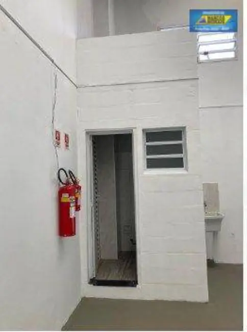 Foto 4 de Armazém / Galpão à venda e para alugar, 110m2 em Jardim Bertanha, Sorocaba - SP