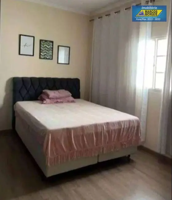 Casa com 3 quartos à venda, 178m2 em Vila Mineirão, Sorocaba - SP - imagem 4 Foto 4 de Casa com 3 quartos à venda, 178m2 em Vila Mineirão, Sorocaba - SP