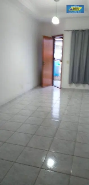 Foto 4 de Casa de Condomínio com 2 quartos para alugar, 150m2 em Wanel Ville, Sorocaba - SP