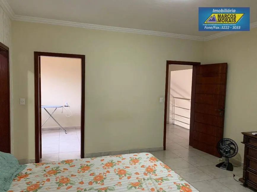 Casa com 3 quartos à venda, 300m2 em Vila Assis, Sorocaba - SP - imagem 2 Foto 2 de Casa com 3 quartos à venda, 300m2 em Vila Assis, Sorocaba - SP