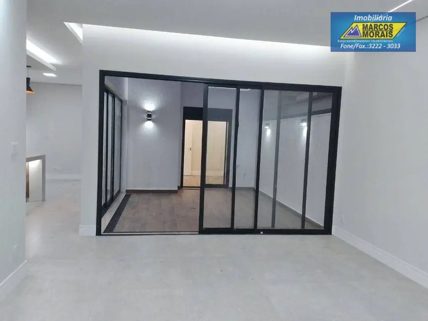 Casa de Condomínio com 3 quartos à venda, 300m2 em Parque Três Meninos, Sorocaba - SP - imagem 6 Foto 6 de Casa de Condomínio com 3 quartos à venda, 300m2 em Parque Três Meninos, Sorocaba - SP