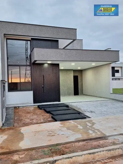 Foto 2 de Casa de Condomínio com 3 quartos à venda, 200m2 em Wanel Ville, Sorocaba - SP